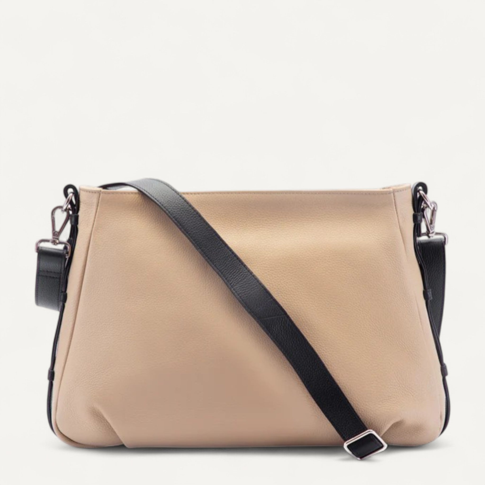 5832 - Femme, The Sling Bag
