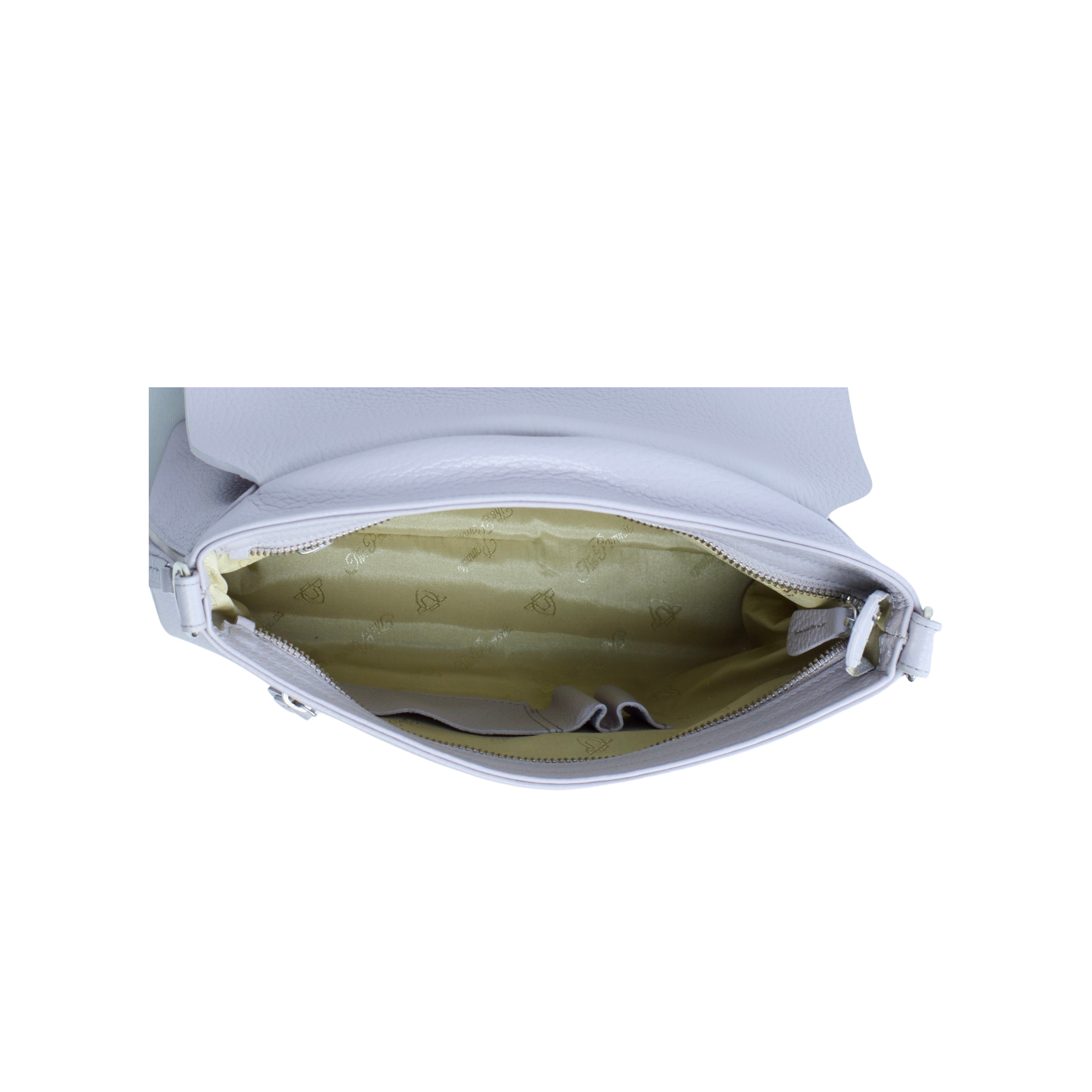 Urban Chic, The Sling Bag