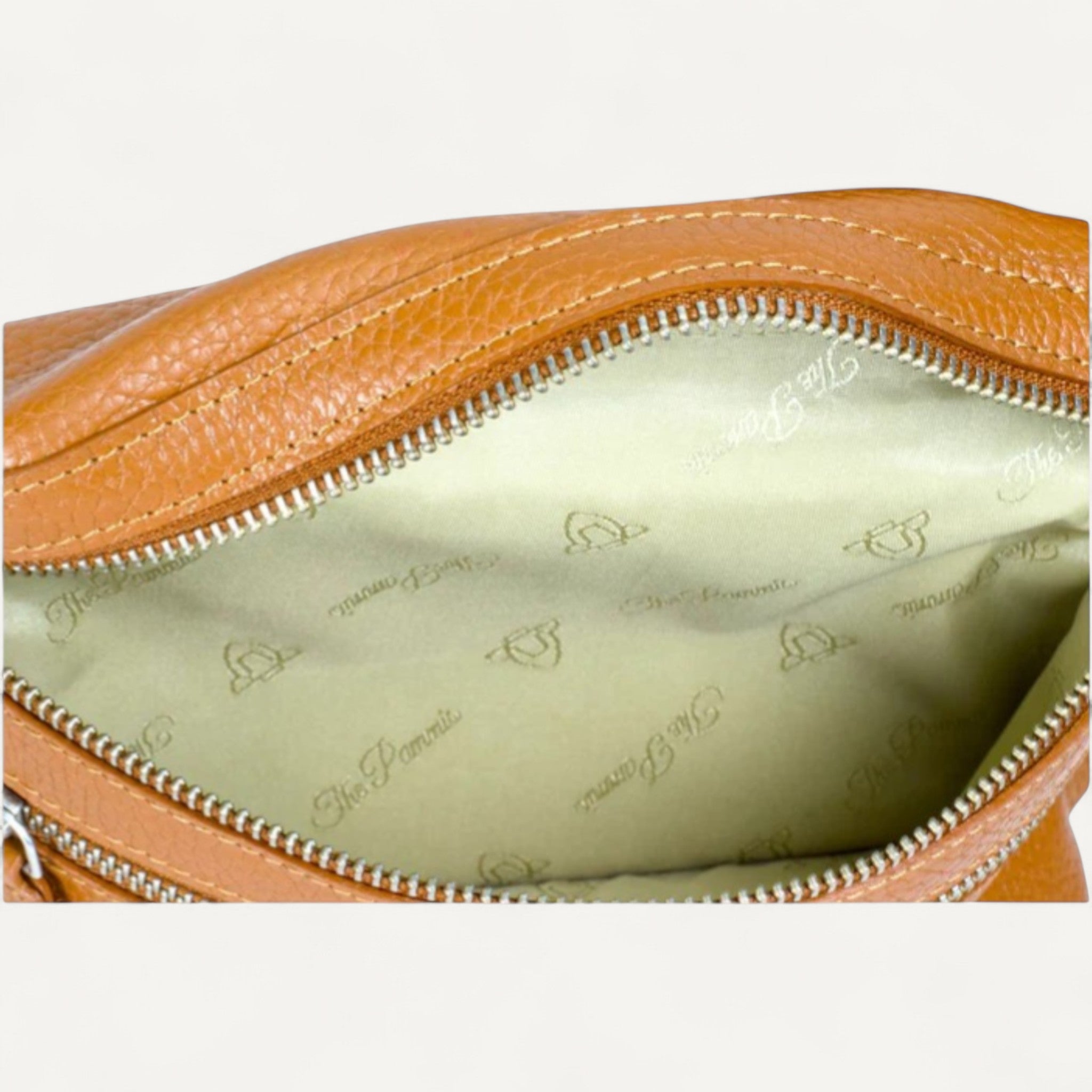 Trekky Trot, The Crossbody Bag