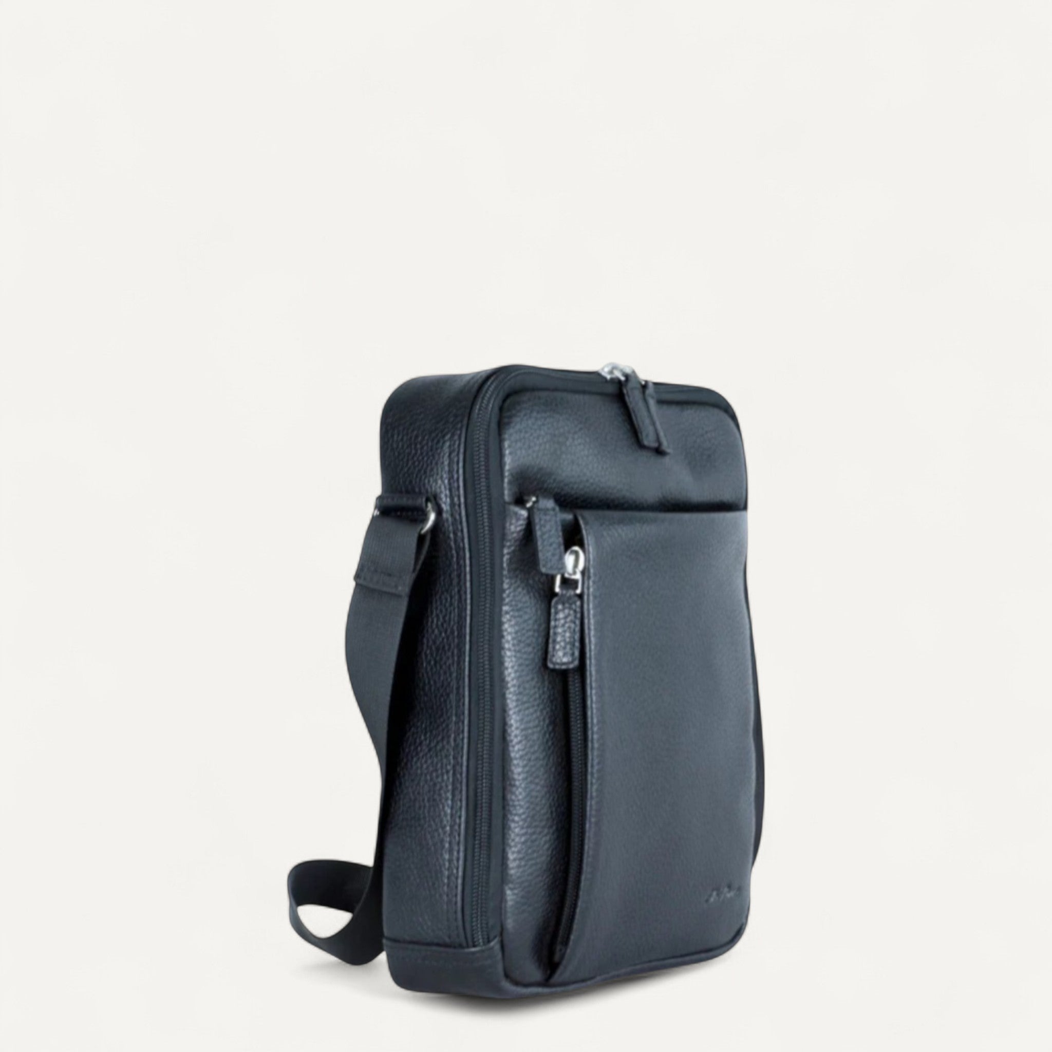 Metro Messenger, The Cross-Body Bag