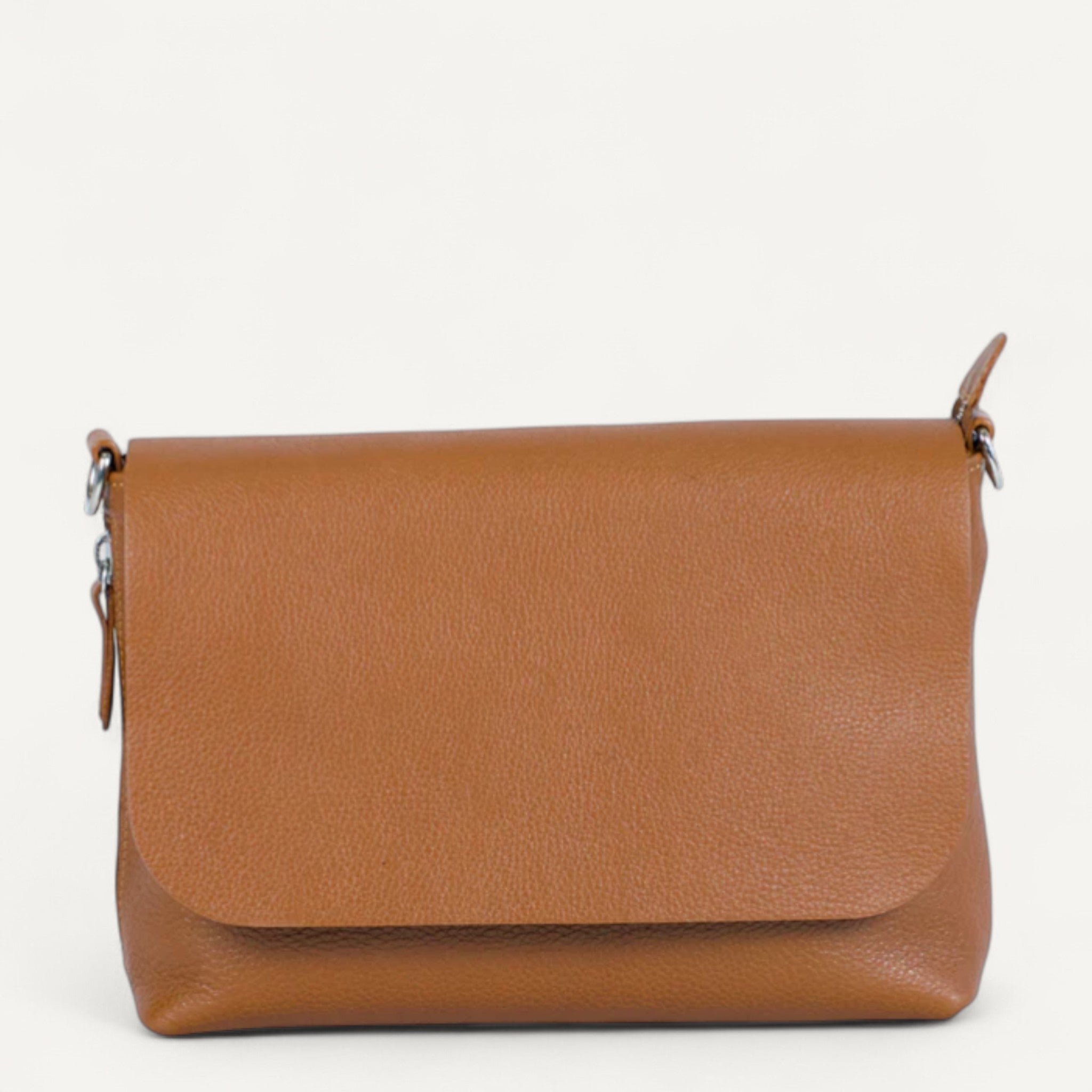 Urban Chic, The Sling Bag