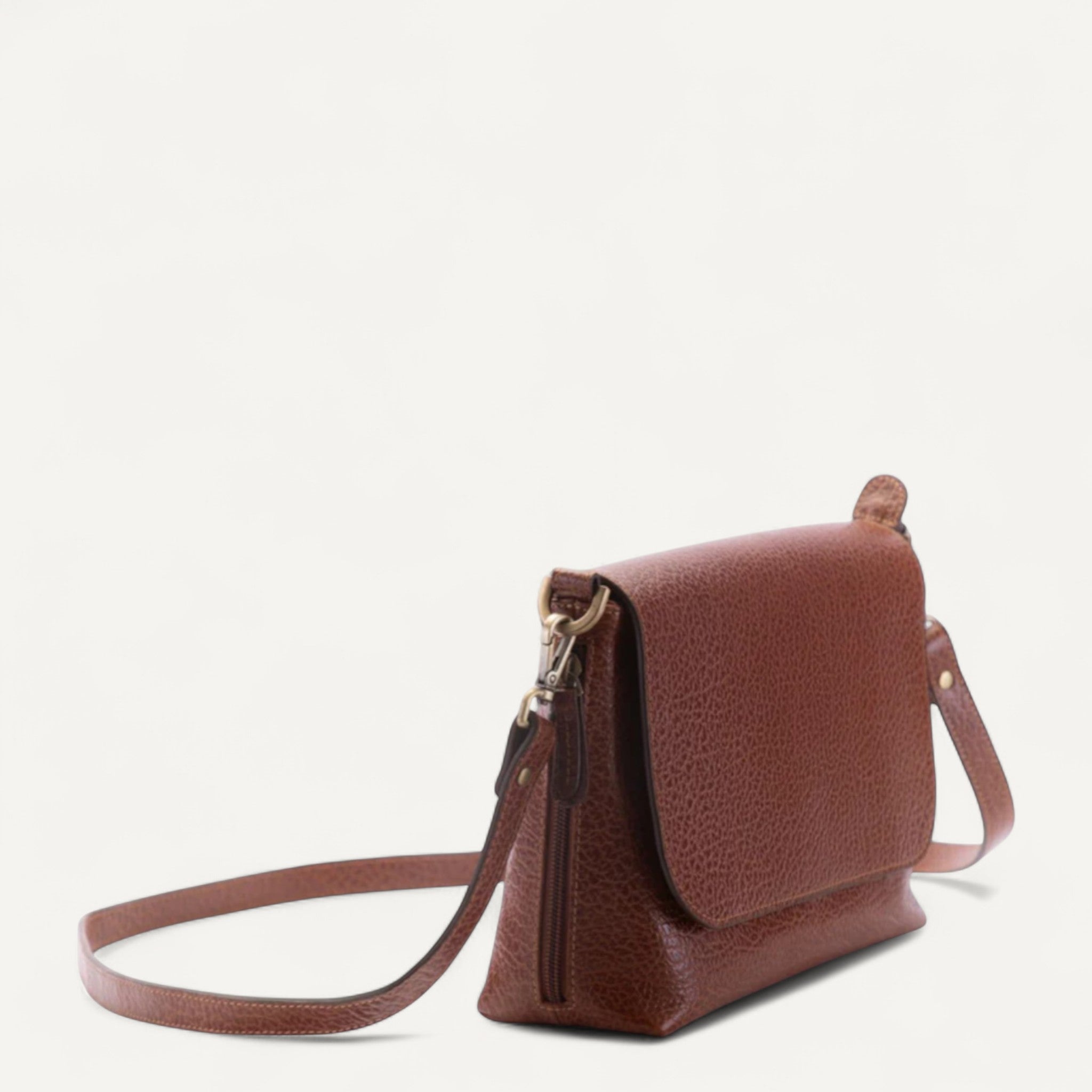 Urban Chic, The Sling Bag