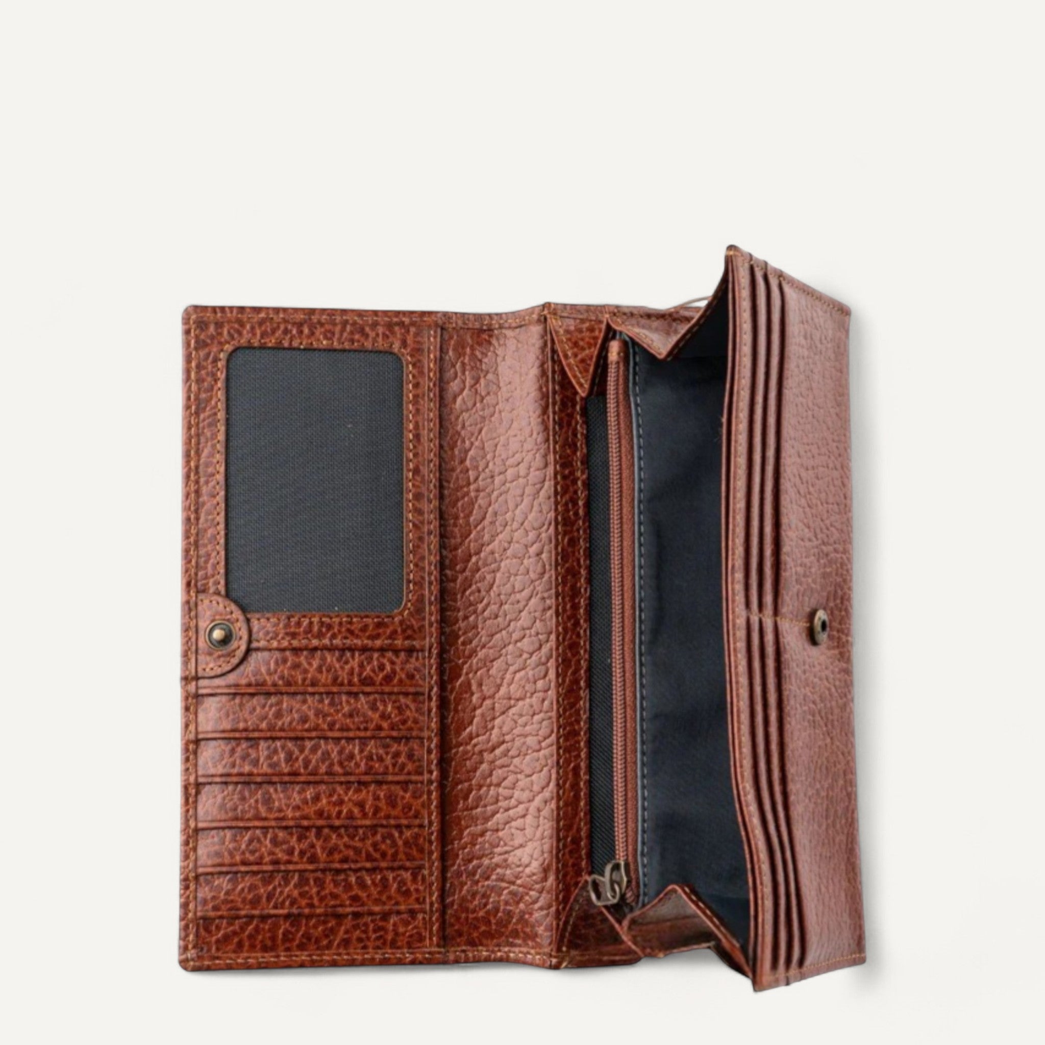 Chic Nest, The Clutch