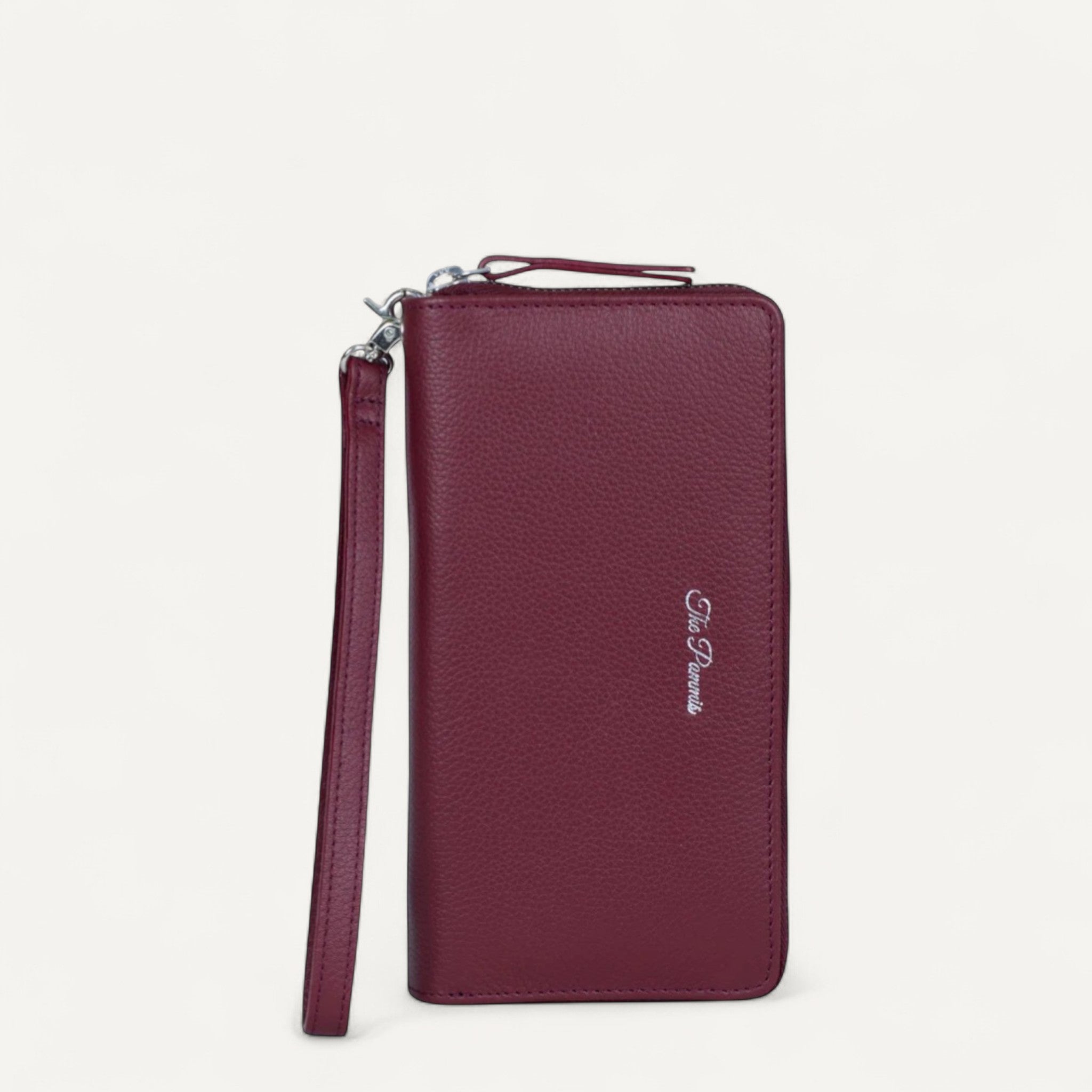 Chic Haven, The Clutch