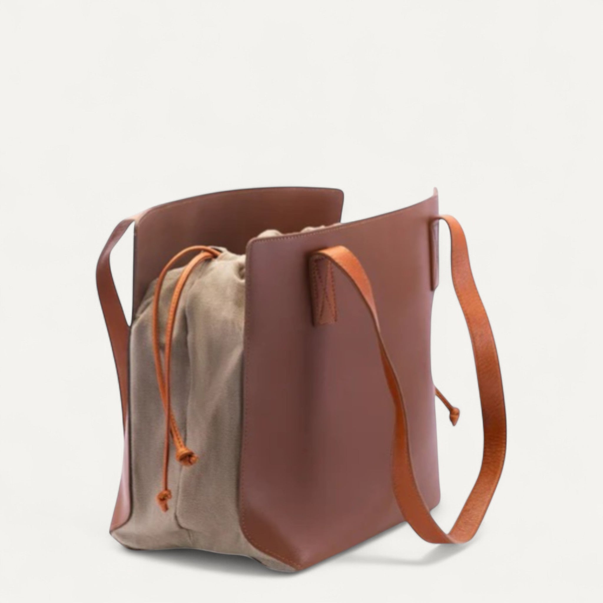 Saddle, The Shoulder Bag