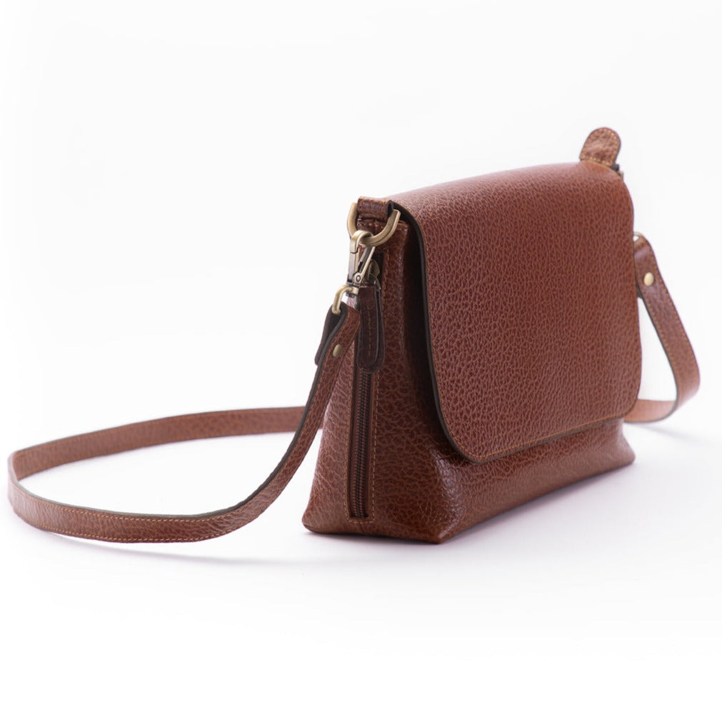 Urban Chic, The Sling Bag